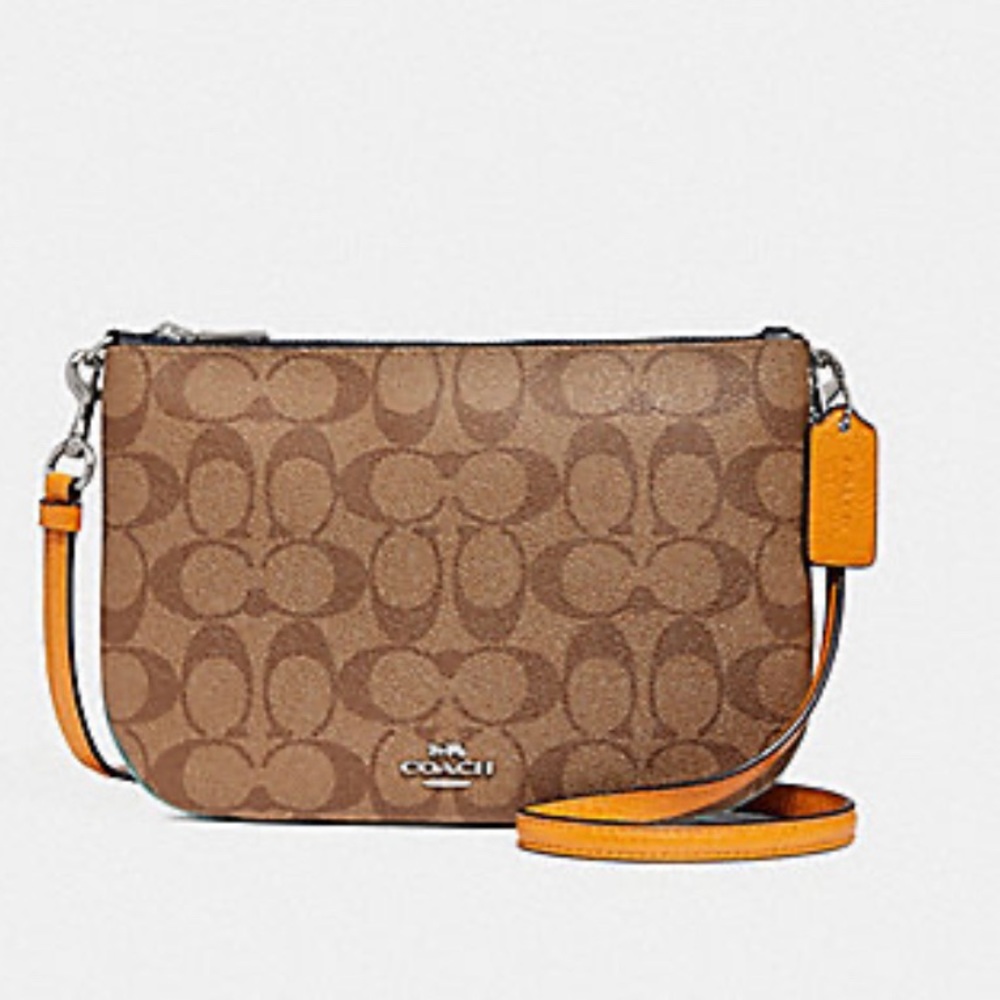 🌸COACH COLOR BLOCK CROSSBODY/WRISTLET BAG NWT🌸